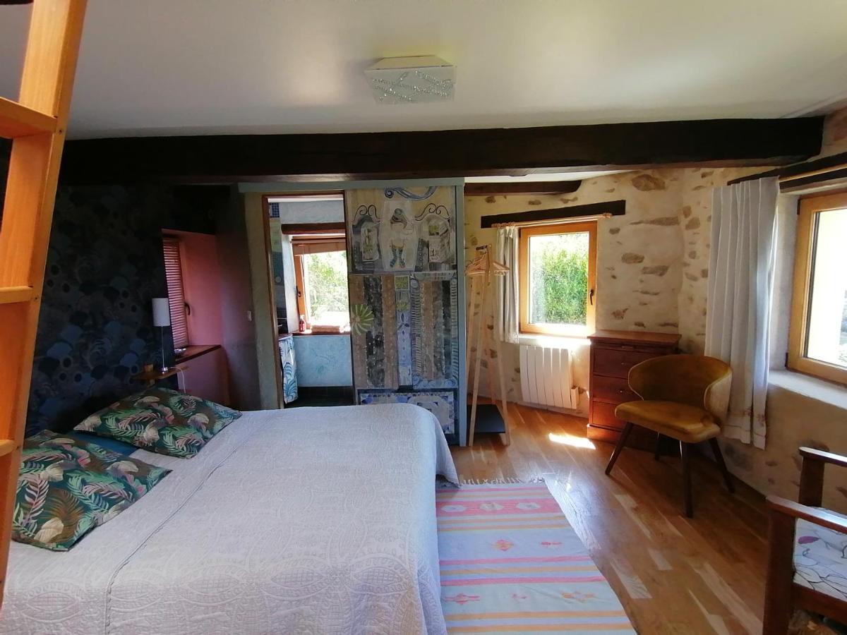 La Tour Du Bois Dormant Bed & Breakfast Plozevet Exterior photo